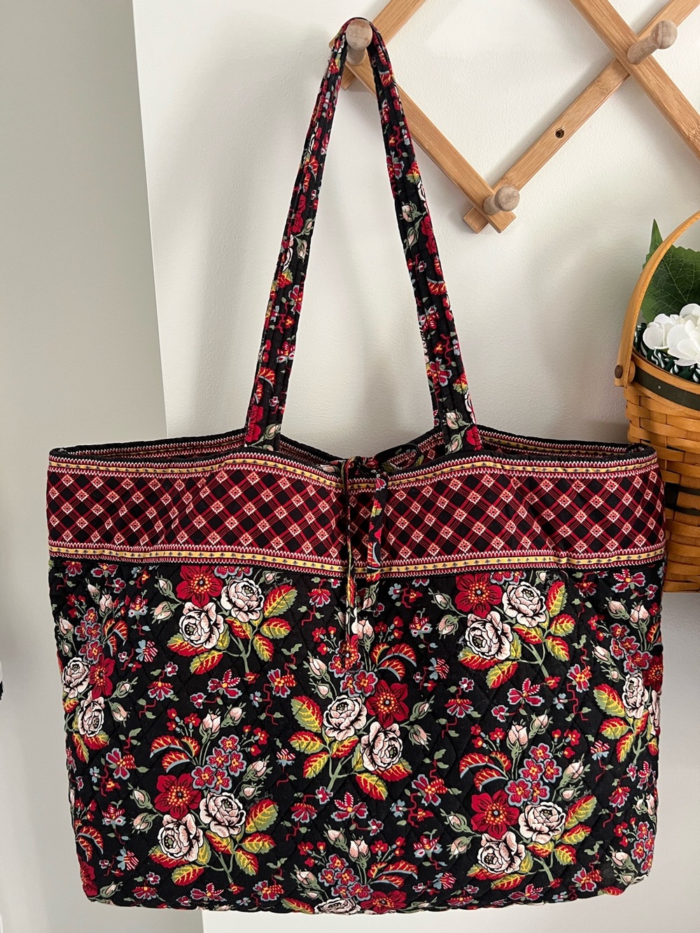 Vera Bradley Vintage Anastasia Large Tie-Top Tote